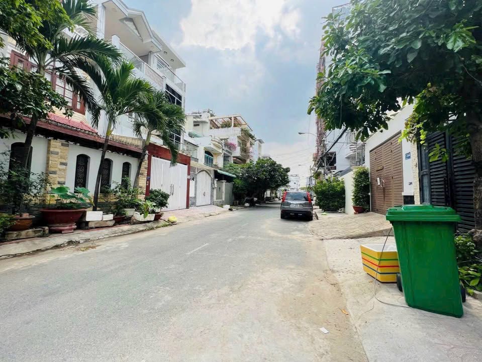 Nhà phố mặt tiền đường 45, phường Tân Quy, quận 7, 140m² - Đầu tư sinh lời cao!