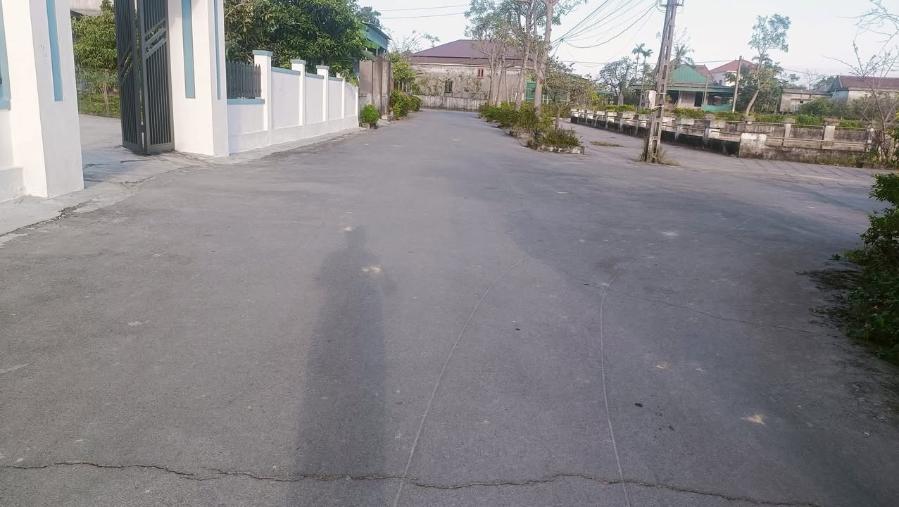 Đất Thạch Đài 182m² giá thỏa thuận - Vị trí đẹp gần trường học và công viên