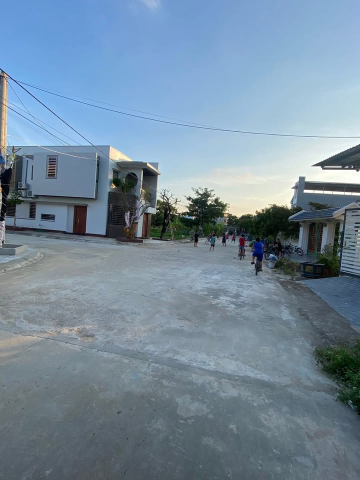 Đất 2 mặt tiền Tào Xuyên 70m² giá 1.3 tỷ - Cơ hội đầu tư sinh lời!