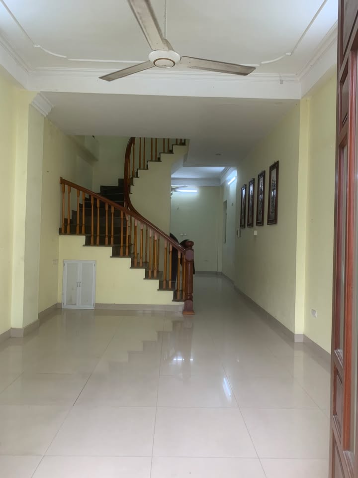 Cho thuê nhà liền kề Trần Hữu Dực, Nam Từ Liêm - Nhiều lựa chọn, giá tốt từ 16 triệu/tháng