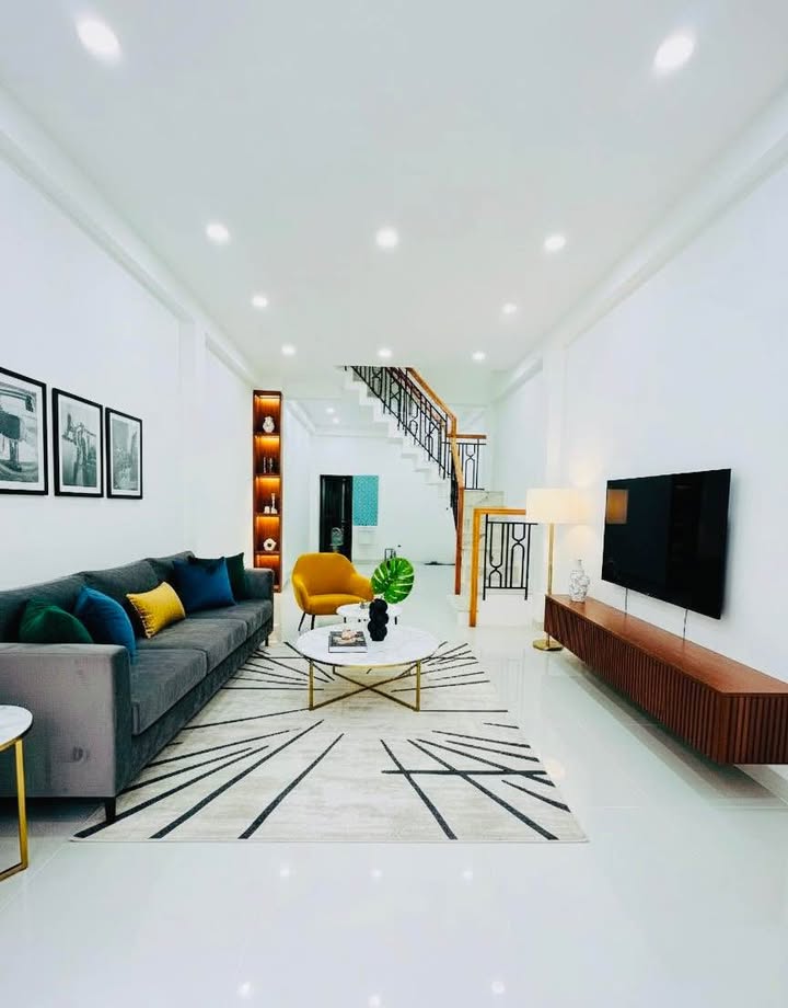 Nhà riêng Hưng Phú Quận 8 40m² giá 4 tỷ - Sẵn sàng vào ở ngay!