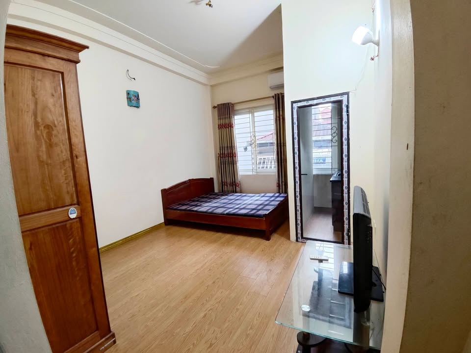 Phòng cho thuê ngõ 32 An Dương, Yên Phụ, Tây Hồ 30m² - Không chung chủ, giờ giấc tự do!