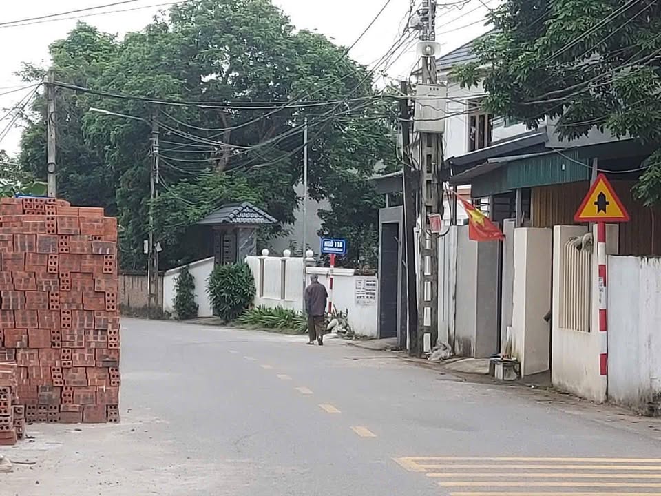 Đất nền mặt đường Nguyễn Văn Linh, Trưng Vương, Việt Trì 102m² - Vị trí trung tâm, thuận tiện kinh doanh!