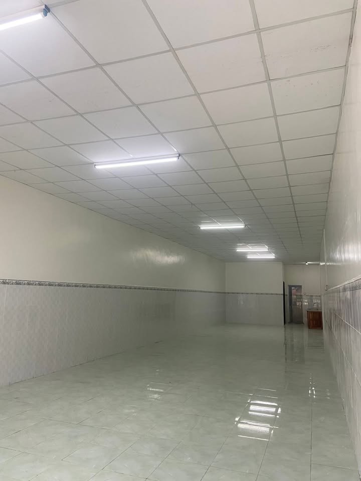 Nhà mặt tiền Trần Nguyên Hãn, P8, Mỹ Tho 125m² chỉ 9 triệu/tháng - Thuận tiện kinh doanh!