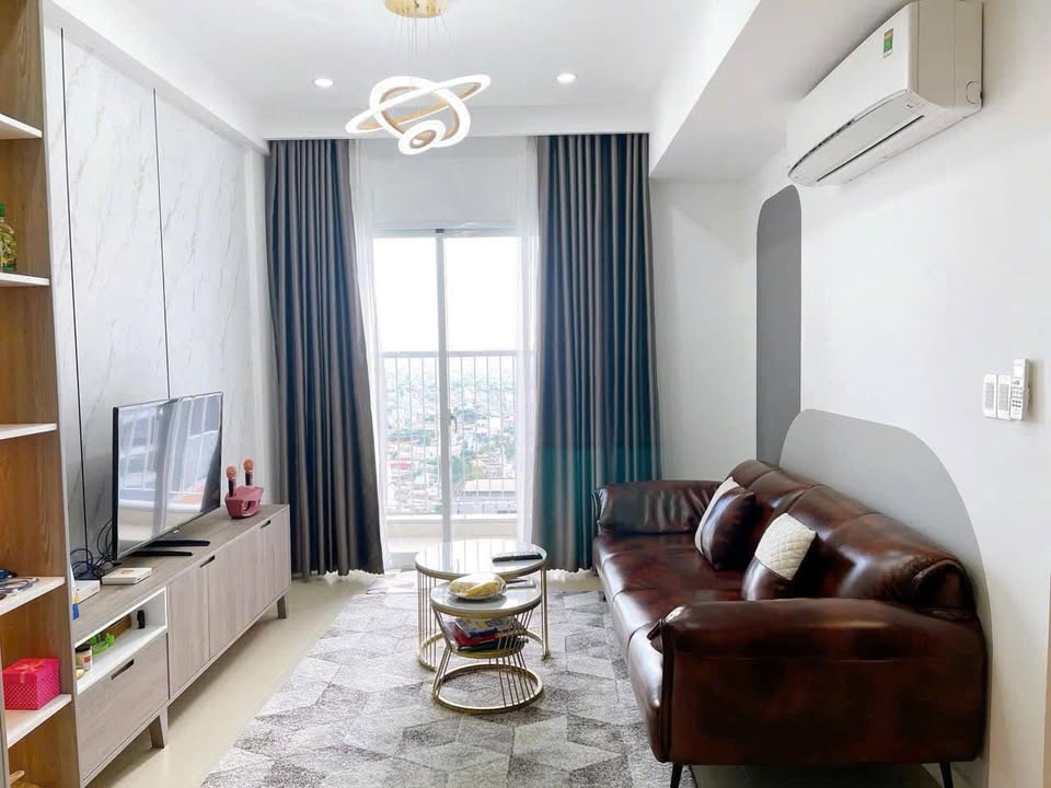 Căn hộ Resgreen Tower Tân Phú 82m² giá 16 triệu - Full nội thất, dọn vào ở ngay!