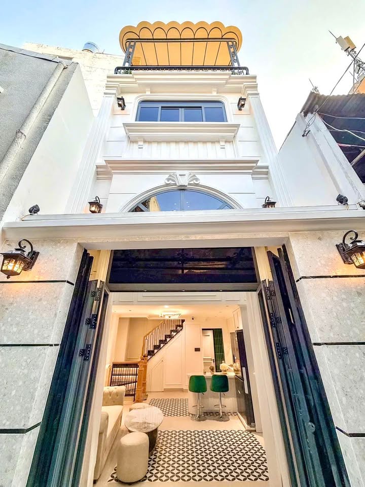 Nhà phố 4 tầng Phan Xích Long, Phú Nhuận 36m² giá 7.8 tỷ - Full nội thất sang trọng!