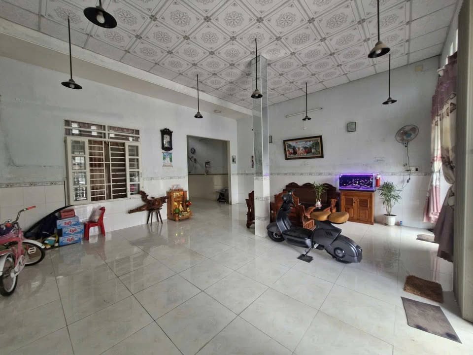 Nhà riêng hẻm cạn Trần Cao Vân, Diêu Trì 105m² giá 2.7 tỷ - Sẵn sàng vào ở ngay!