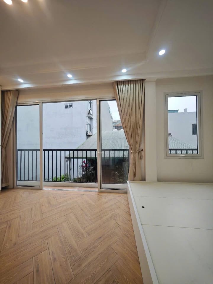 Nhà riêng 5 tầng ngõ 59 Dương Khuê, Cầu Giấy 30m² - Giá 13 triệu, sẵn sàng vào ở!