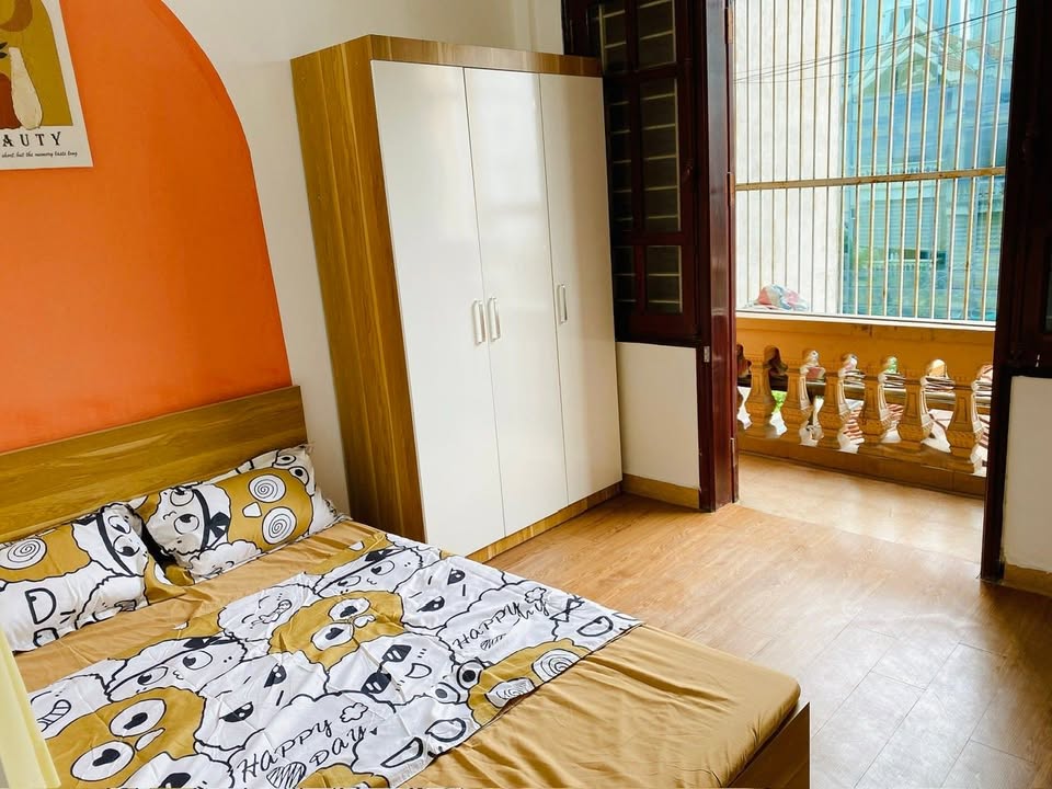 Căn hộ dịch vụ Hoàng Cầu, Đống Đa 8 phòng - Vị trí đắc địa, cho thuê ngay!