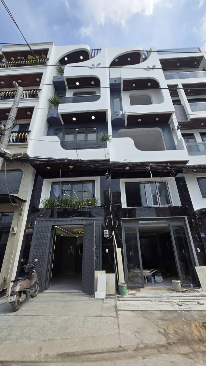 Nhà phố Bình Tân 68m² giá 7,8 tỷ - Kinh doanh sầm uất ngay chợ