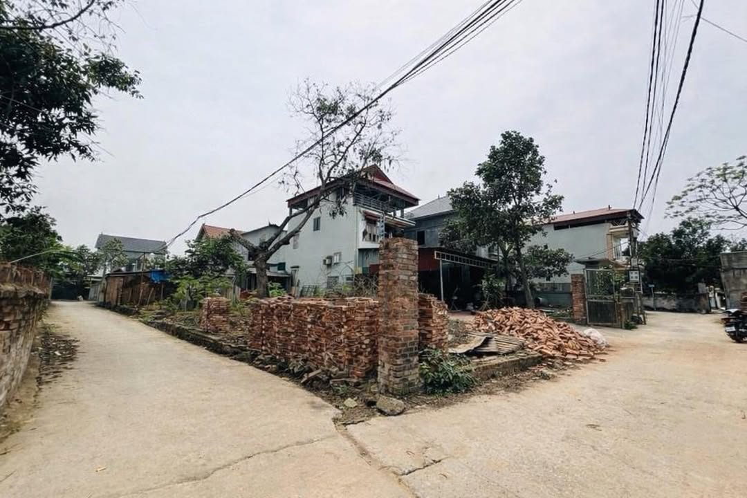 Đất nền lô góc 81m² tại Sơn Đoài, Tân Minh - Giá chỉ 2 tỷ, thương lượng tốt!