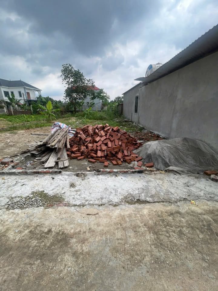 Đất nền 110m² tại xã Sóc Sơn - Sổ đỏ chính chủ, ô tô vào tận đất chỉ 1.9 tỷ!