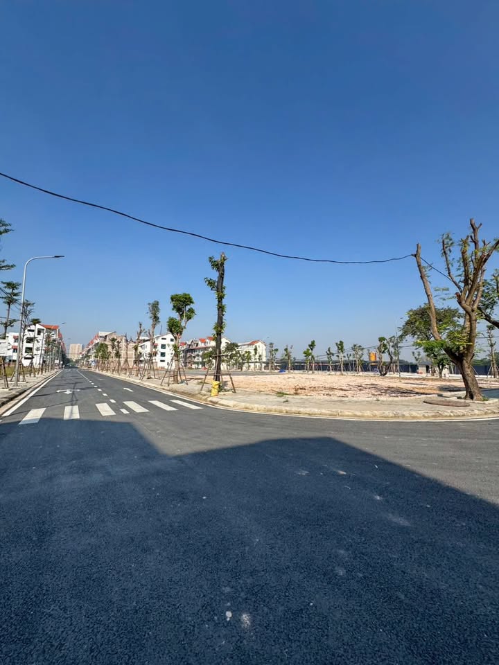 Townhouse Đan Phượng 63m² giá 12 tỷ - Chính chủ bán gấp!