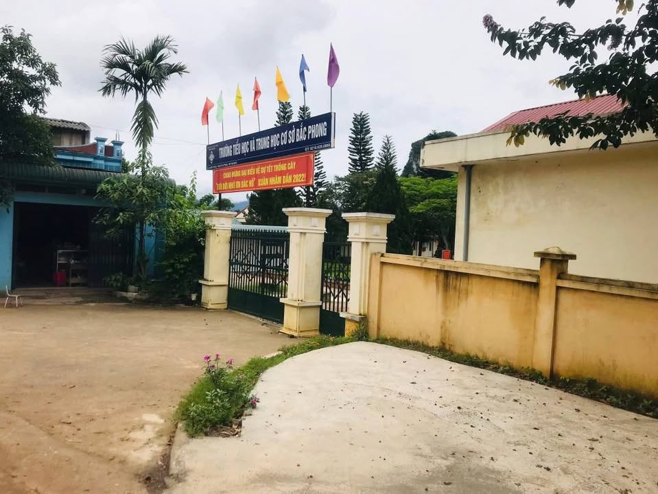 Đất nền 171m² Bắc Phong, Hòa Bình giá 450 triệu - Sổ đỏ chính chủ, công chứng ngay!