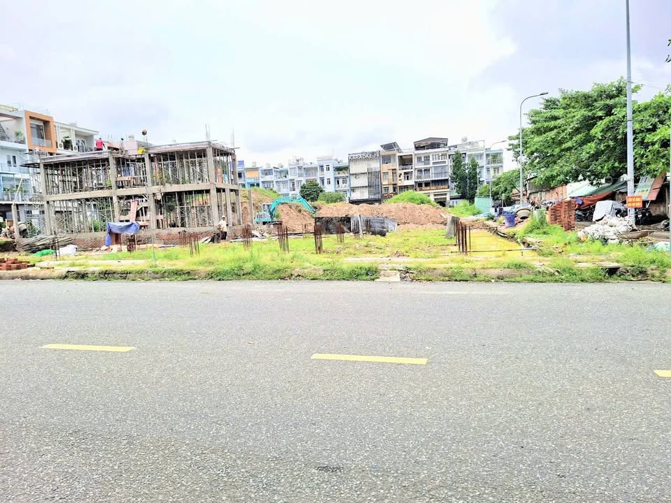 Đất thổ cư đường 447, Thủ Đức 72m² giá 7 tỷ 550 triệu - Sổ hồng chính chủ, đầu tư sinh lời!