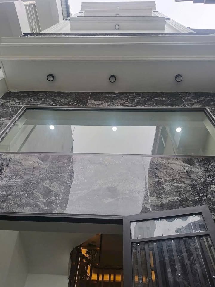 Nhà 4 tầng Thọ Am, Liên Ninh, Thanh Trì, Hà Nội 33m² - Sổ đỏ chính chủ, giá 5.95 tỷ thương lượng!