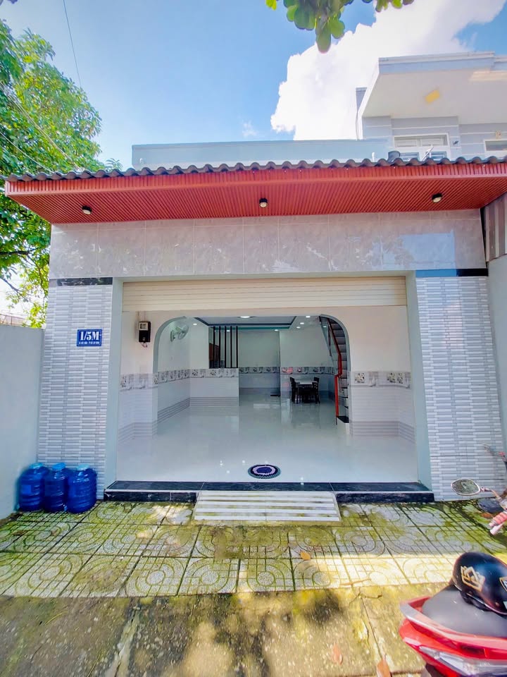 Nhà mặt tiền Tân Hiệp 52m² giá 2.15 tỷ - Tiện kinh doanh ngay!