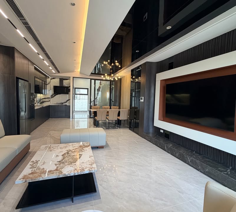 Nhà liền kề Him Lam, Phố Lý Sơn, 72.5m² giá 26.8 tỷ - Thiết kế hiện đại, sẵn sàng vào ở!