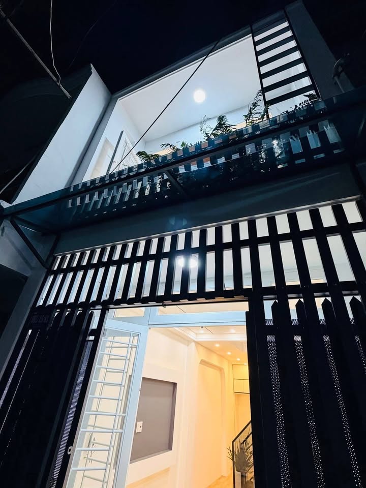 Nhà riêng Gò Vấp 29m² giá 3.9 tỷ - Tặng nội thất sang trọng!