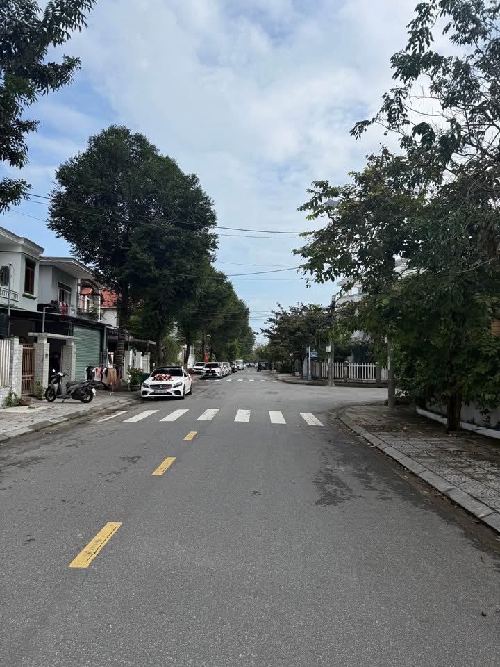 Đất nền Tân An Hội An 250m² giá chỉ 3x triệu - Cách hồ Trảng Kèo chỉ 50m!