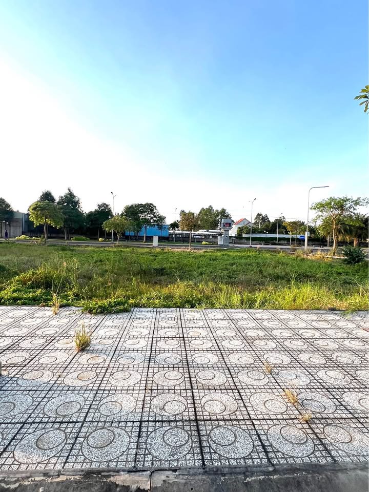 Đất nền Khu đô thị Bắc Long Xuyên, An Giang 80m² giá 1 tỷ - Nền đẹp dễ xây dựng!