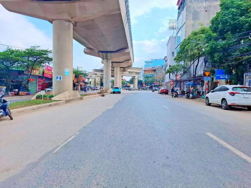 Đất mặt phố Tây Tựu 122m² giá thương lượng - Cơ hội đầu tư sinh lời cao!