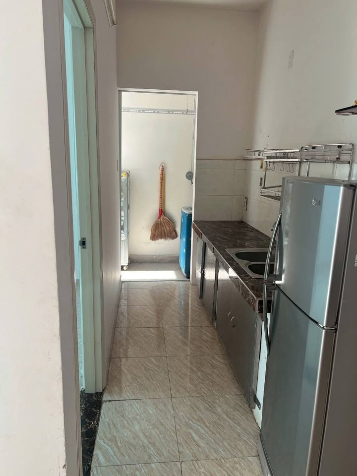 Căn hộ chung cư Hoàng Quân Nha Trang 2PN giá 6 triệu - Gần cao đẳng du lịch!