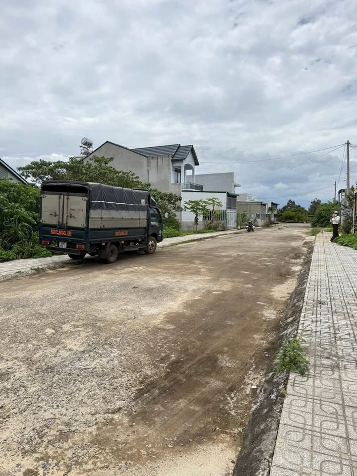 Đất nền Xã Hiệp Thạnh Đức Trọng 105m² giá 1.4 tỷ - Đường ô tô tránh nhau thoải mái!