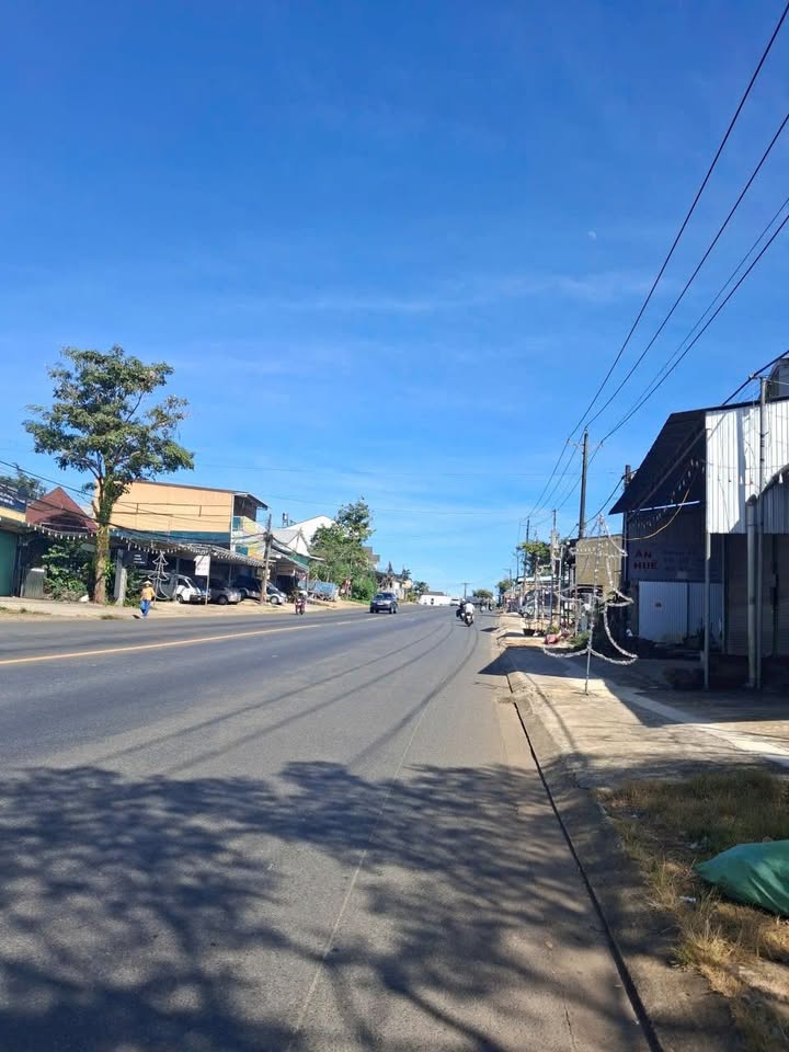 Đất nền Bảo Lộc 324m² giá 4.5 tỷ - Mặt tiền Quốc lộ 20