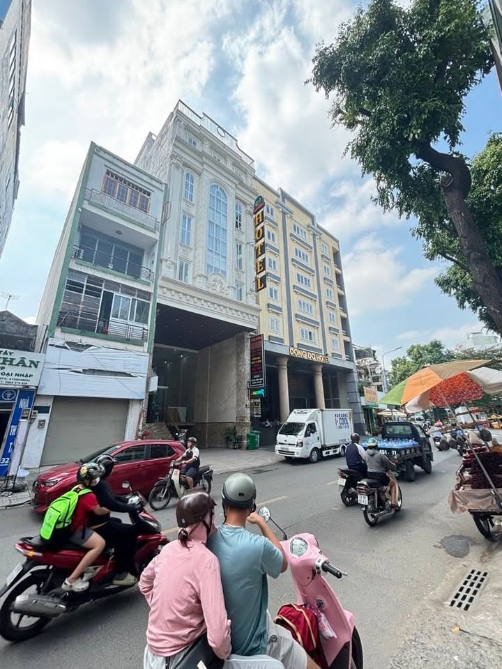 FrontHouse Nguyễn Thái Bình Tân Bình 75m² giá 24 tỷ - Kinh doanh nhộn nhịp!