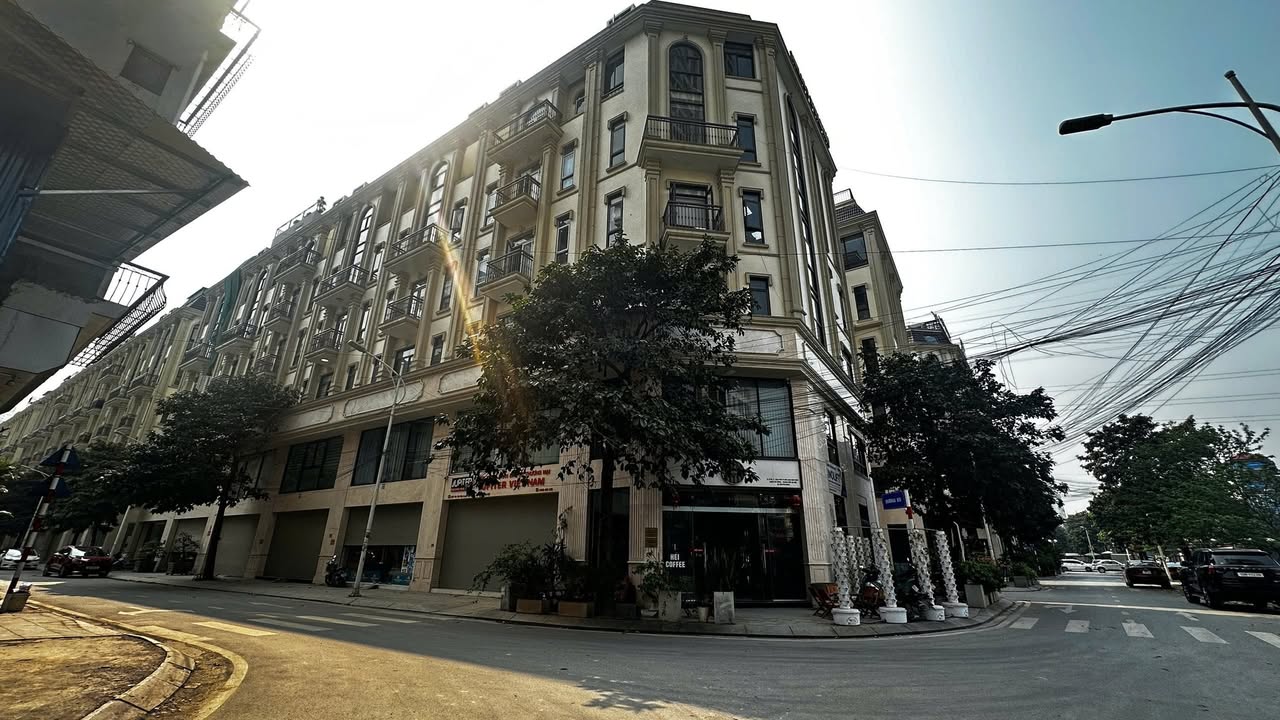 Cho thuê nhà 5 tầng tại Vạn Phúc, Hà Đông - Kinh doanh lý tưởng!