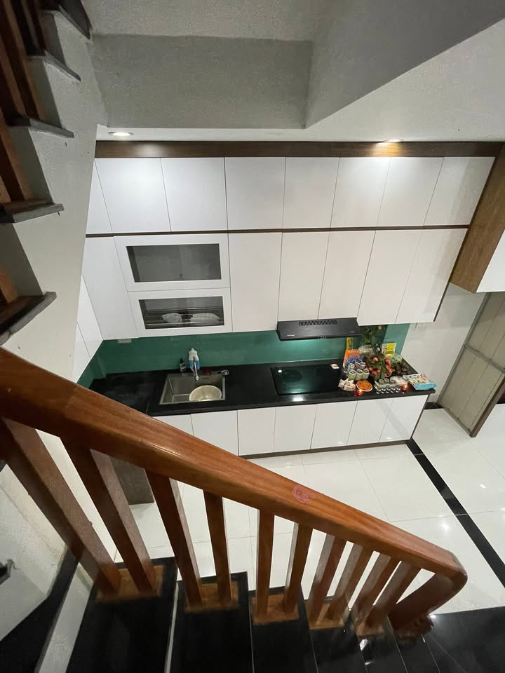 Nhà nguyên căn Biên Giang 5 tầng 3 phòng ngủ giá 7 triệu - Đường ô tô thông thoáng!