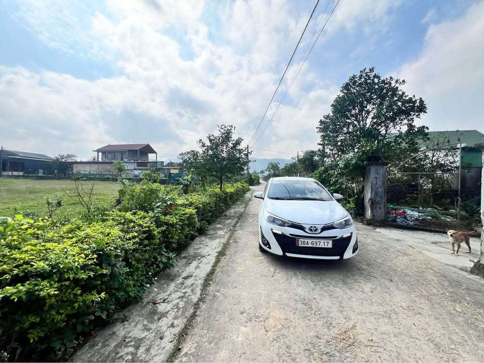 Đất Lộc Nội Thạch Xuân 121m² giá 700 triệu - Cơ hội đầu tư hiếm có!