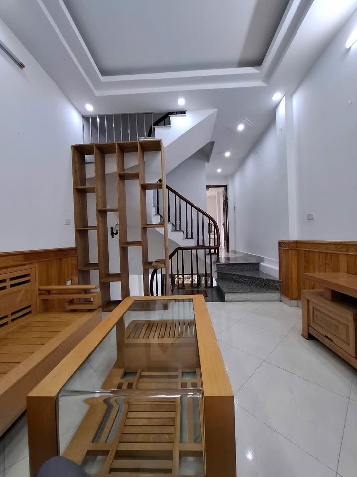 Nhà riêng ngõ 23 Tả Thanh Oai 34m² giá 4.9 tỷ - Sổ đỏ chính chủ, tiện để ô tô!