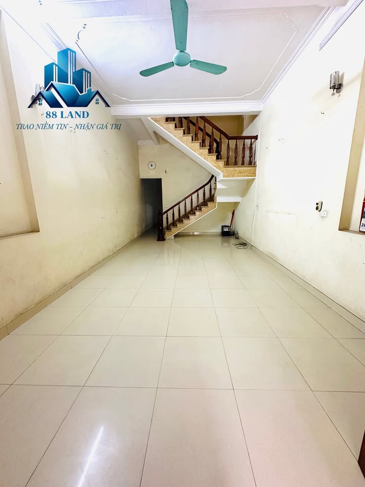 Nhà cho thuê 3 tầng tại Dĩnh Kế - Bắc Giang 5 triệu/tháng - Phù hợp làm văn phòng, spa nhỏ!