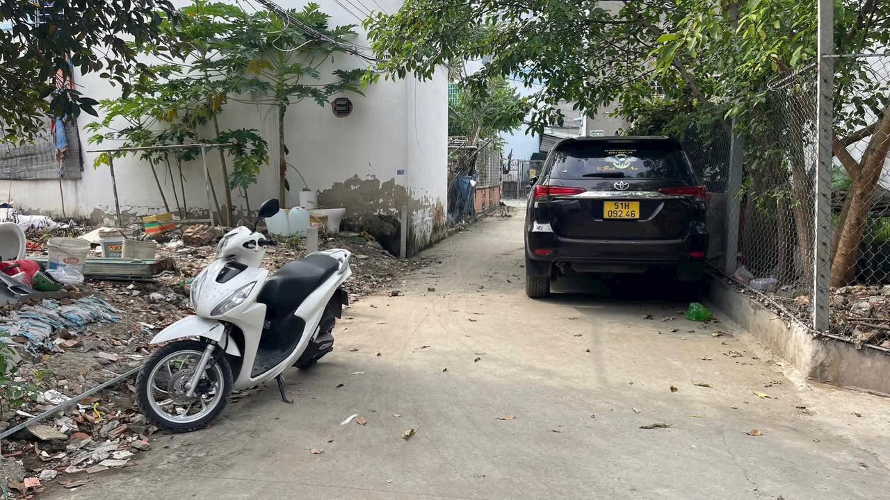 Đất nền đối diện KĐT Vạn Phúc City, Hiệp Bình Phước 60m² giá 4.8 tỷ - Cơ hội đầu tư hấp dẫn!