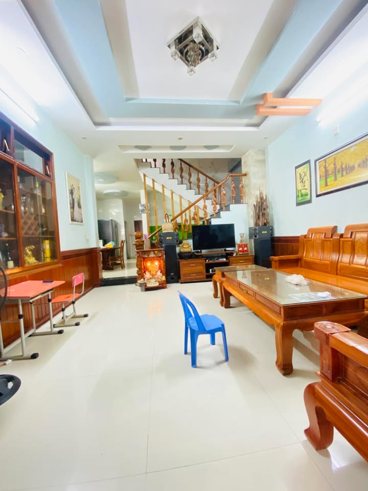 Nhà 3 tầng Lương Thế Vinh, Sơn Trà 158m² giá 13 tỷ - Đầu tư sinh lời ngay!