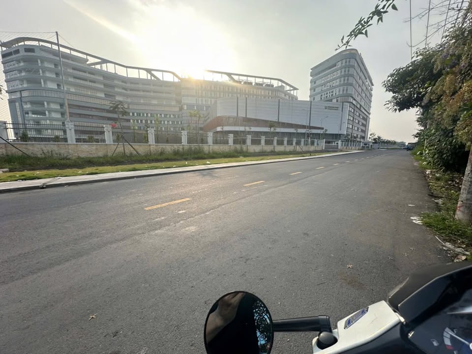 Nhà 98m² Tân Kiên, Bình Chánh, TP.HCM giá 4 tỷ - Tiện xây mới căn hộ dịch vụ!