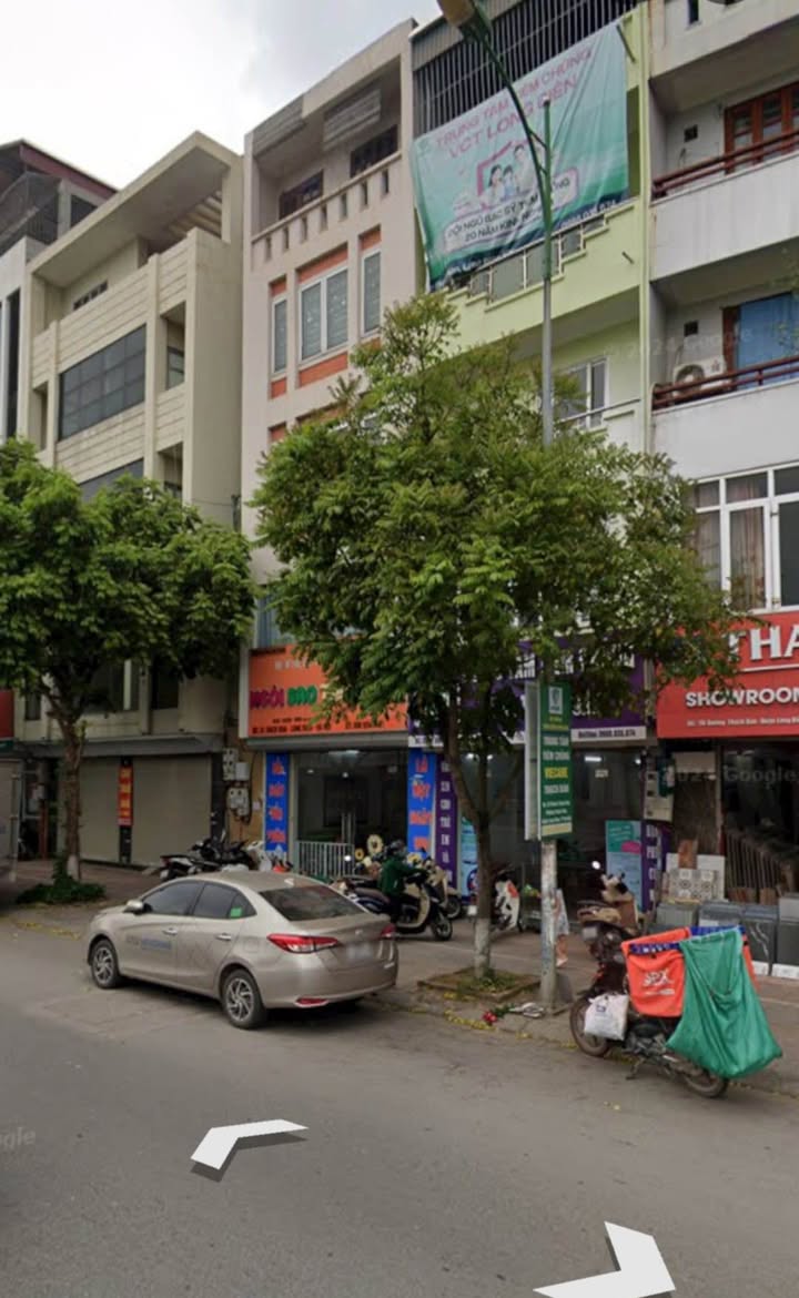 Nhà mặt phố Thạch Bàn, Long Biên 68m² giá 34 tỷ - Kinh doanh cực tốt!