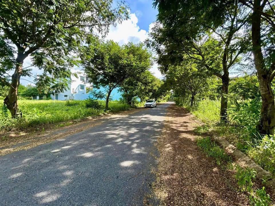 Đất thổ cư Đồng Tâm Green City, Tân An 165.6m² giá 4.2 tỷ - Chính chủ, lô đẹp không cống!