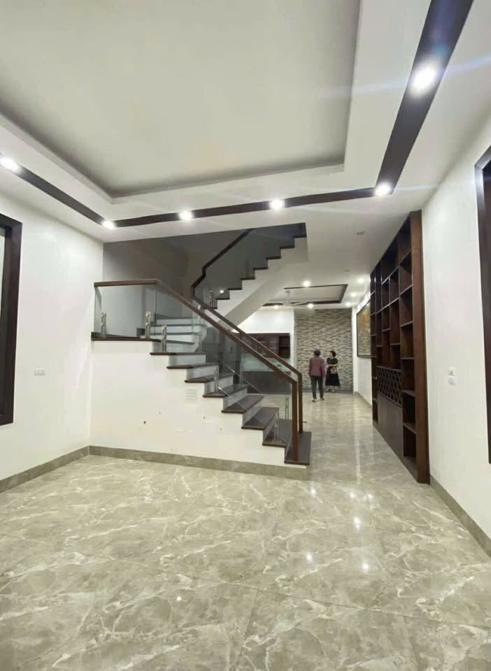 Nhà mặt phố Lương Thế Vinh 97m² giá 5.85 tỷ - Đón Tết ngay trong nhà đẹp!