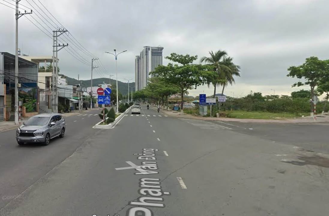 Đất mặt tiền đường Phạm Văn Đồng, Bắc Nha Trang 64m² giá 6.4 tỷ - Đầu tư sinh lời ngay!