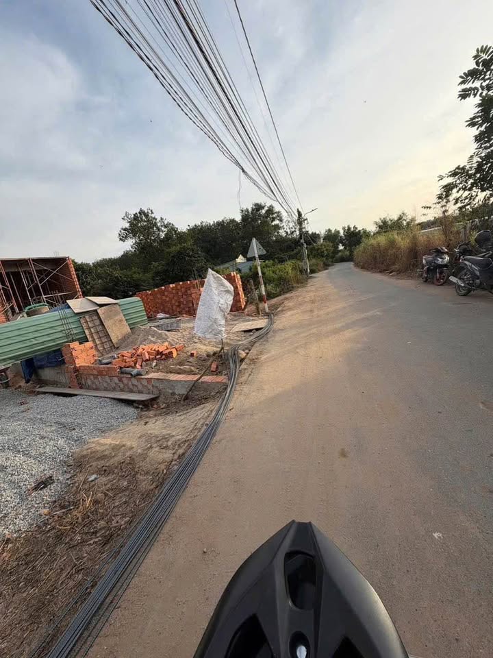 Đất nền An Tây Bến Cát 145m² giá 1.45 tỷ - Đường thông, dân cư đông đúc!