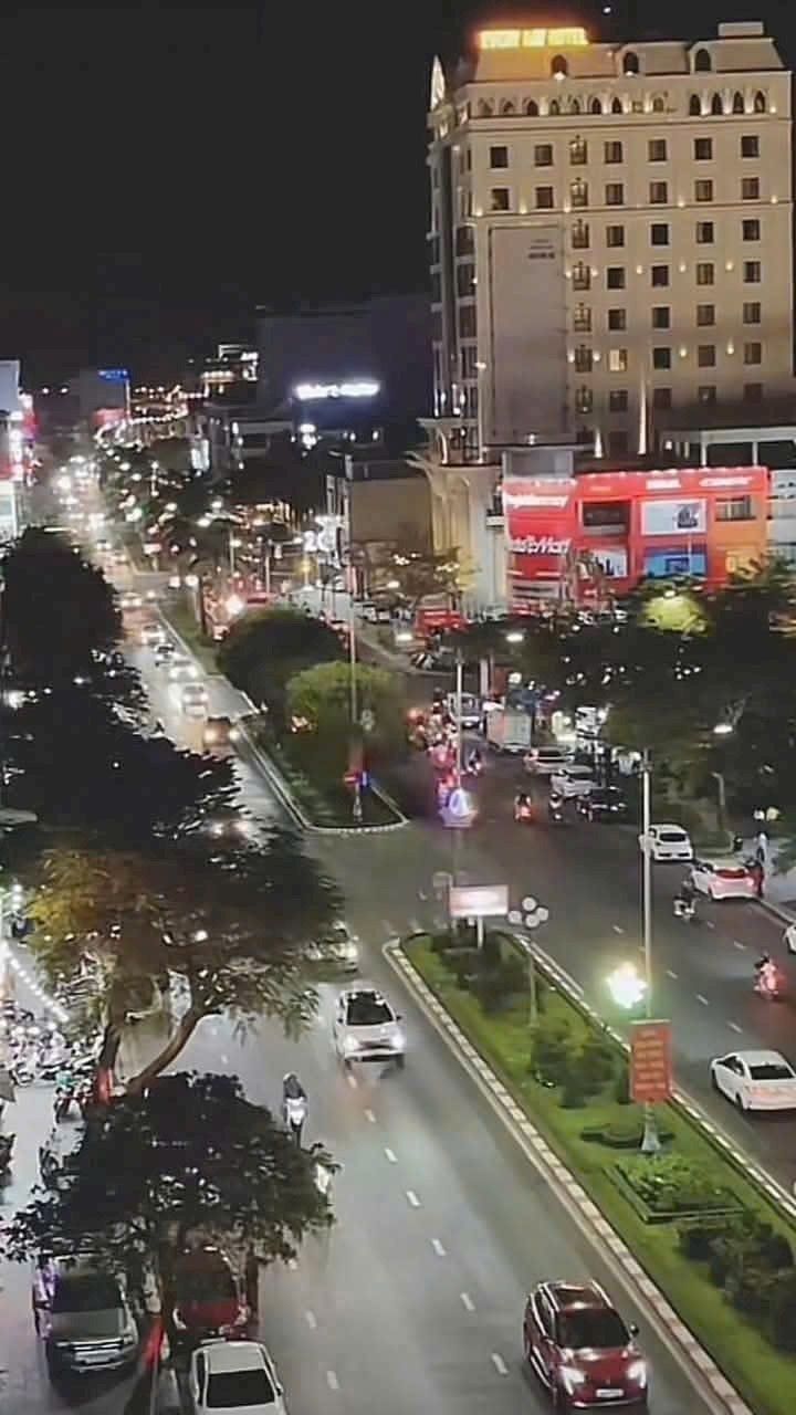 Biệt thự Đại Lộ Hùng Vương Tuy Hòa 350m² giá thỏa thuận - Thiết kế hiện đại, đầy đủ nội thất!