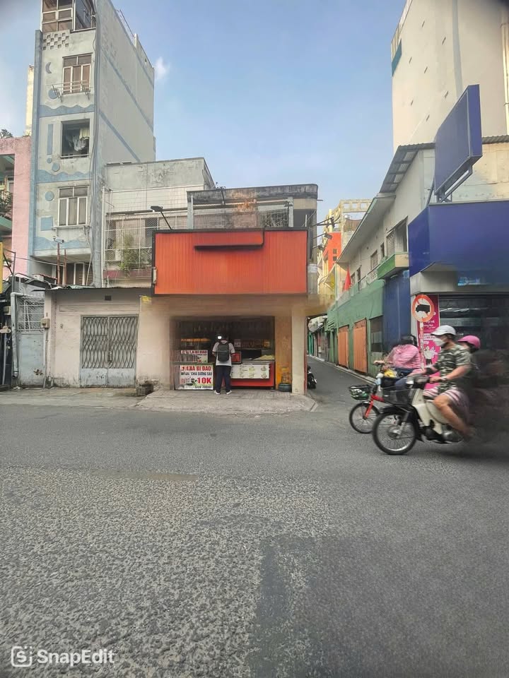 Nhà mặt tiền cho thuê Phú Nhuận 64m² - Vị trí đắc địa ngay trường học Thích Quảng Đức