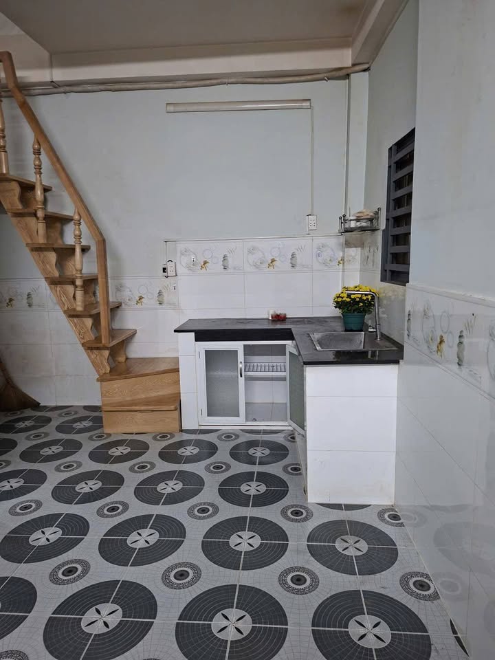 Nhà cho thuê đường Lê Văn Lương, quận 7, 35m² giá 7 triệu - Thích hợp cho gia đình!