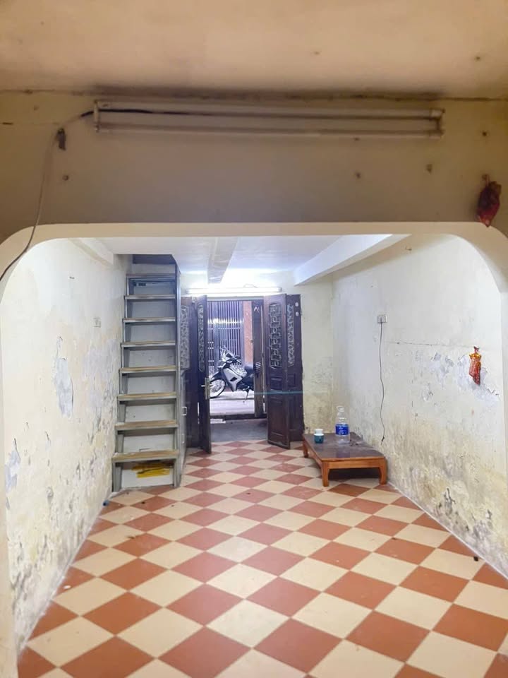 Nhà riêng Phúc Tân Hà Nội 47.5m² giá 7.3 tỷ - Gần trục đường chính, thương lượng tốt!