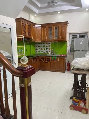 Cho thuê nhà Thái Thịnh 59m² giá 13 triệu - Vị trí đắc địa, tiện lợi cho mọi nhu cầu!