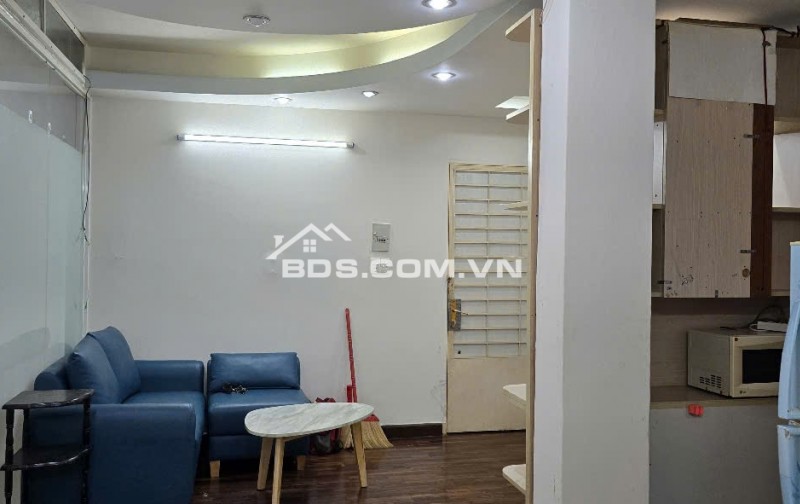 Căn hộ cho thuê tại Bàu Cát II 55m² giá 7 triệu - Full tiện ích, sẵn sàng vào ở!