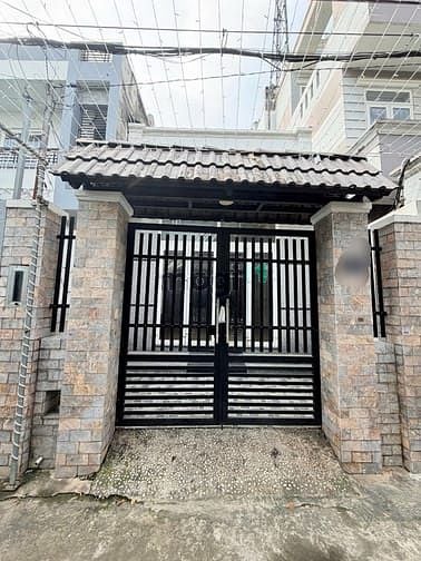 Nhà phố liền kề Đường số 16, Bình Trưng Đông, Quận 2 - Chính chủ bán gấp!